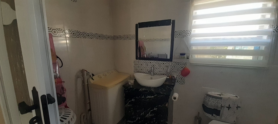 3 Bedroom Property for Sale in Botshabelo Free State